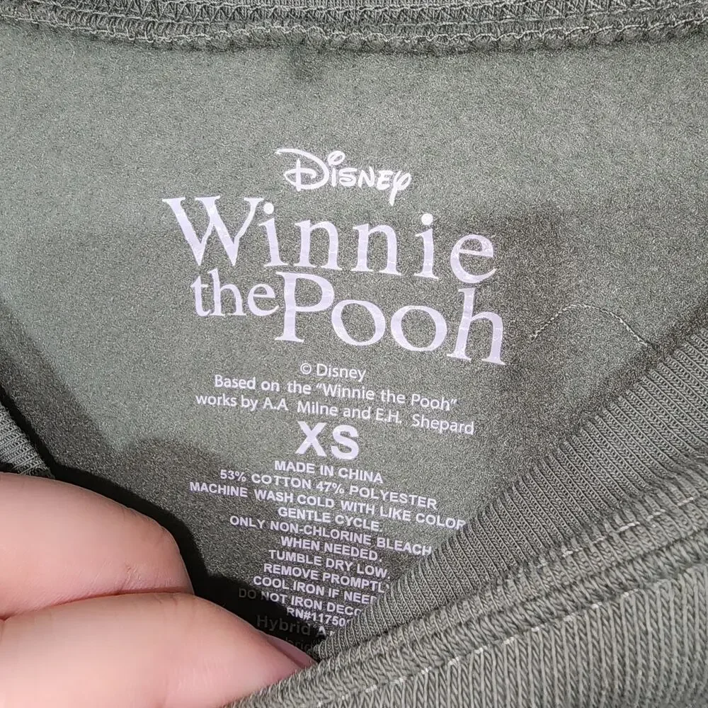 Winnie the pooh '' Living The simple life'' sweatshirt women's XS